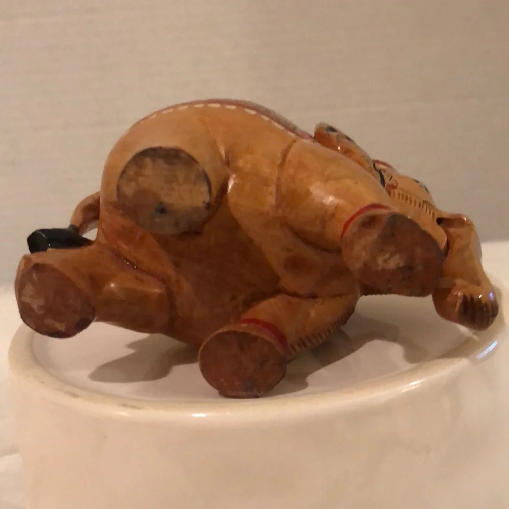 Elephant Figurines/Set of 2 - Picture 11 of 12